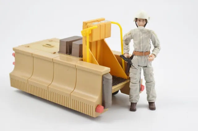 Rebel Transport Speeder With Rebel Ground Crew -SOTDS (Toys R Us Exclusive) - Hasbro (Star Wars Episode IV: A New Hope) action figure collectible - Main Image 3