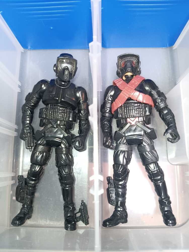 Storm Commando and General Weir - Hasbro (Comic Packs) action figure collectible - Main Image 2