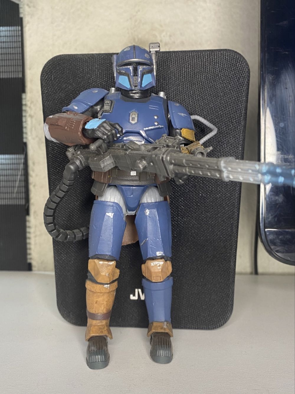 Heavy Infantry Mandalorian - Hasbro (The Mandolorian) action figure collectible - Main Image 2