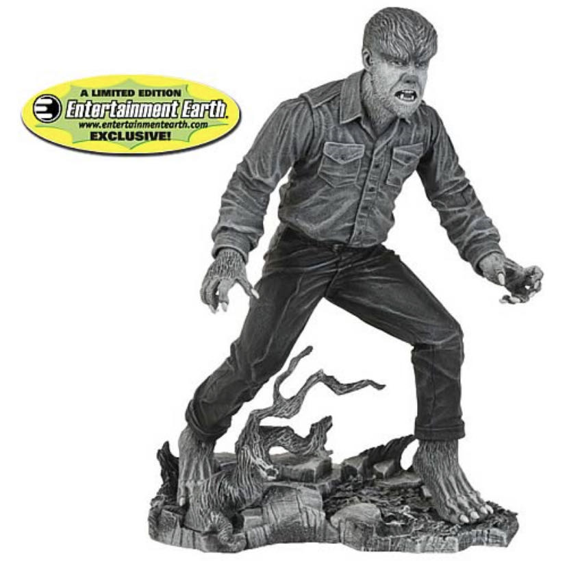 The Wolfman Black & White (Entertainment Earth Exclusive) - Diamond Select Toys (Universal Monsters) action figure collectible [Barcode 699788810262] - Main Image 2
