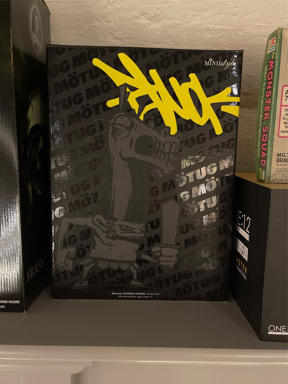 Flying Saucer With Glow Pilot Kit 1-48 Atlantis Model Company