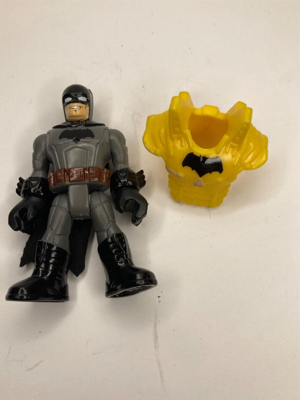 Batman - Fisher Price (DC Super Friends Imaginex) action figure collectible - Main Image 2