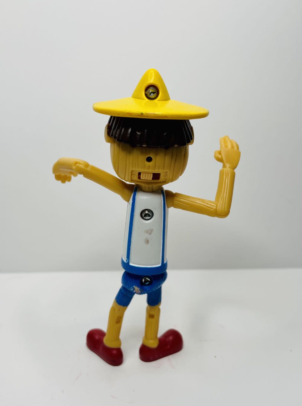 Little Wooden Puppet - TM & @DWA (Shrek Forever After Mcdonald’s Toys) action figure collectible - Main Image 2