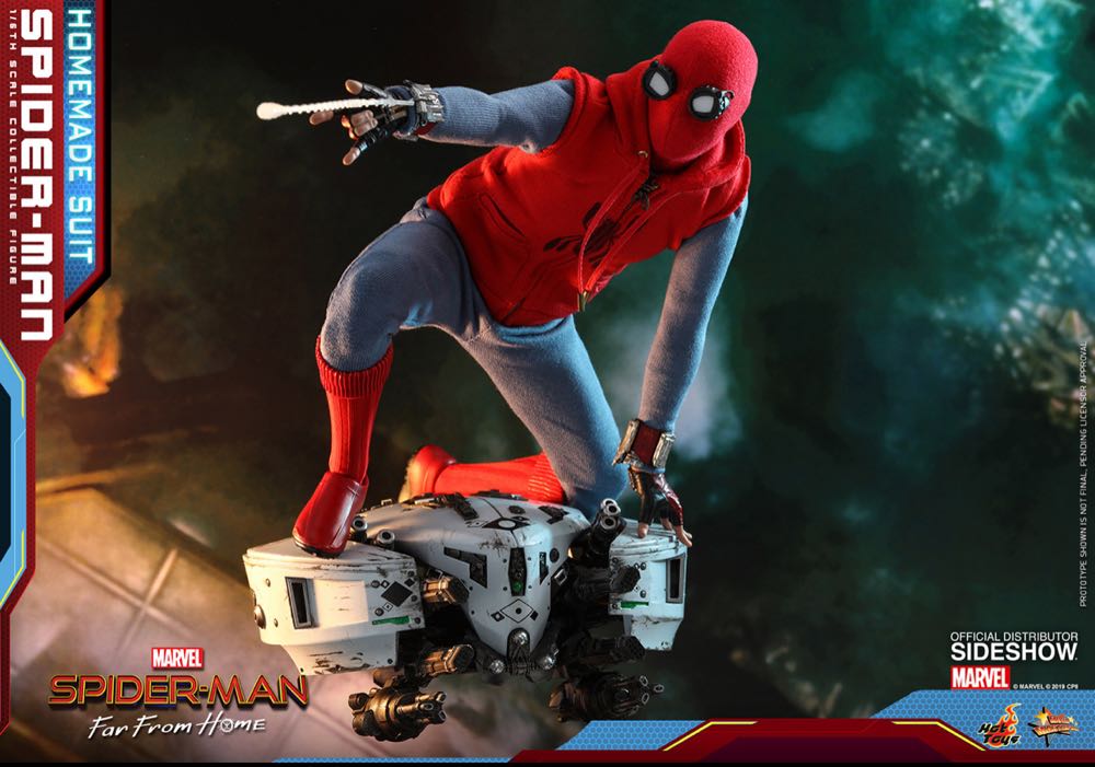 Spider-Man (Homemade Suit) - Hot Toys (Sixth Scale Figures) action figure collectible - Main Image 2