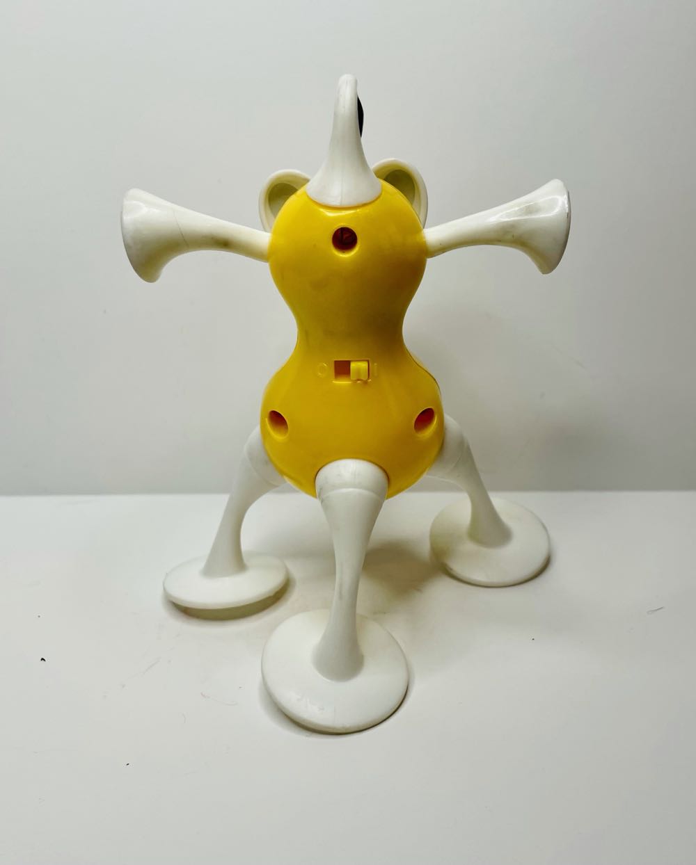 Zizzle Yellow - TM &@Zizzle (McDonalds Happy Meal Toy) action figure collectible - Main Image 2
