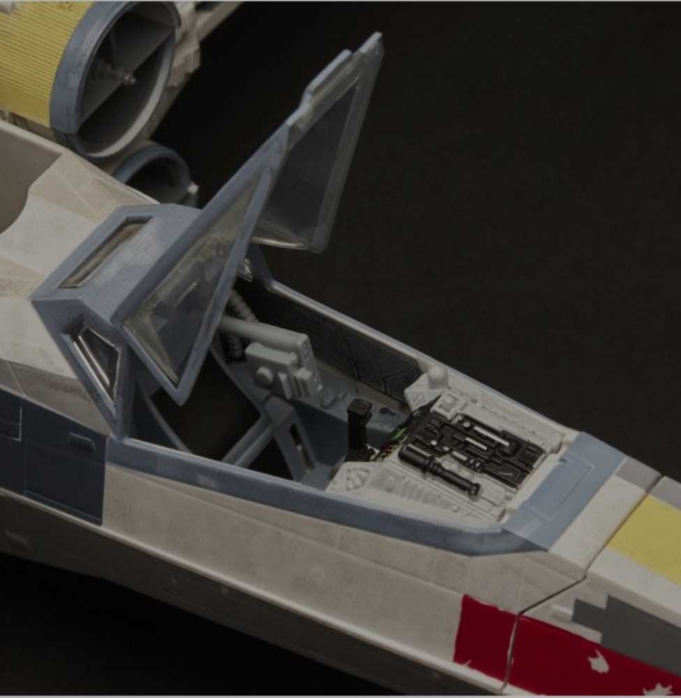 Luke Skywalker’s X-Wing Fighter - Hasbro (Star Wars) action figure collectible [Barcode 630509859665] - Main Image 3