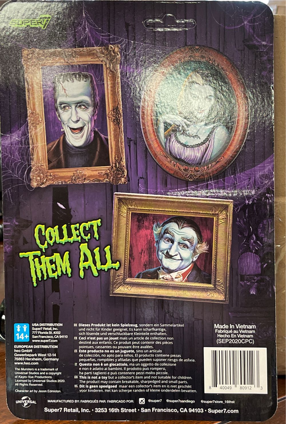 Grandpa The Munsters Reaction - Super 7 action figure collectible [Barcode 840049809123] - Main Image 2