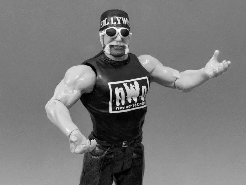 Hulk Hogan - Jakks Pacific (R-3 Tech) action figure collectible [Barcode 039897914008] - Main Image 3