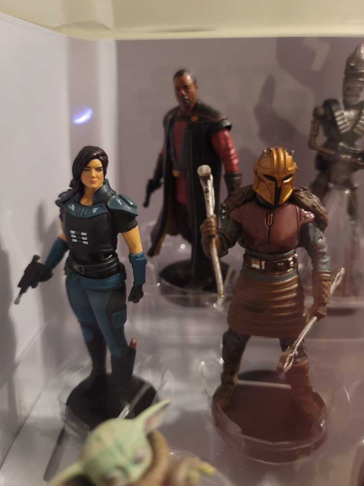 The Mandalorian Deluxe Figurine Playset  - Disney (Star Wars The Mandalorian) action figure collectible - Main Image 2