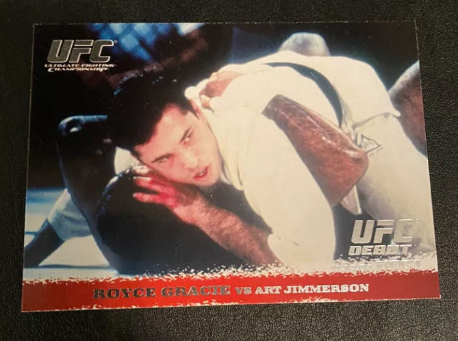 Royce Gracie Topps UFC 2009 Round 1 Rookie Hall of Famer...#1 Gold Thick Version - Topps action figure collectible - Main Image 1