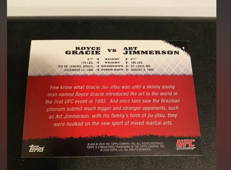 Royce Gracie Topps UFC 2009 Round 1 Rookie Hall of Famer...#1 Gold Thick Version - Topps action figure collectible - Main Image 2