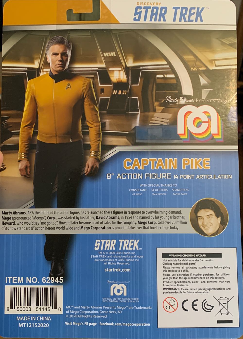 Captain Pike - Mego (Star Trek Discovery) action figure collectible [Barcode 850003511450] - Main Image 2