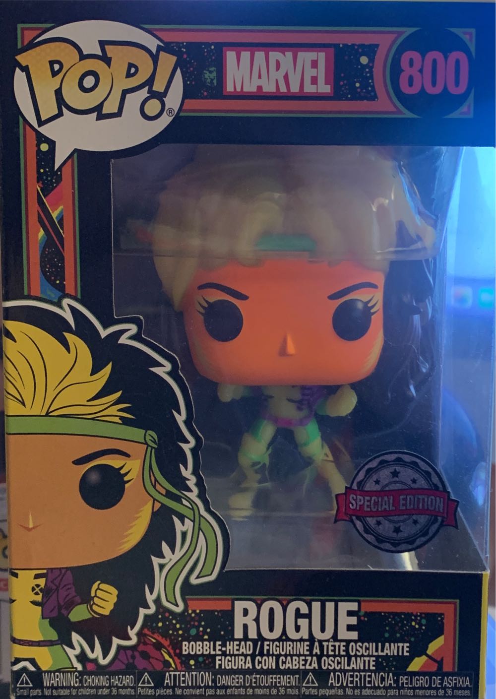 Rogue (Marvel - Black Light Glow) 800 Special Edition - Funko Pop action figure collectible [Barcode 889698551649] - Main Image 2