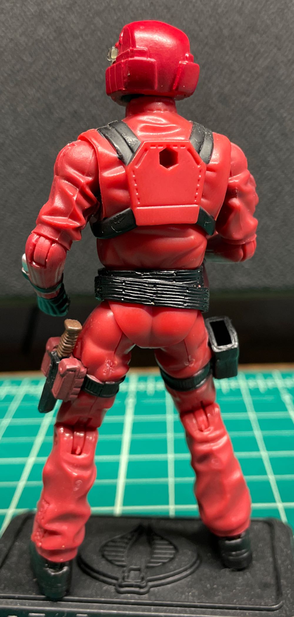 Wild Weasel (V6) - Hasbro (Series 24) action figure collectible - Main Image 2