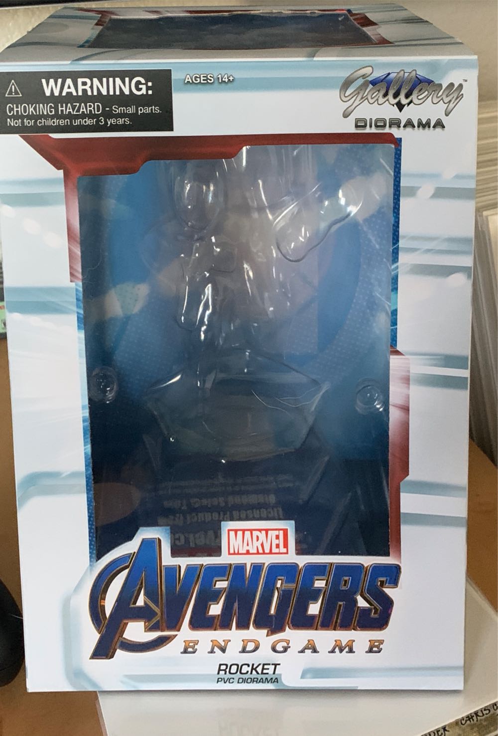 Select Marvel Gallery Avengers Endgame Rocket Raccoon Statue Diamond Select  action figure collectible [Barcode 699788839393] - Main Image 2