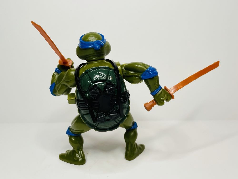 TMNT 1990 - Wacky Action Sword Slicin’ Leonardo - Playmates (Teenage Mutant Ninja Turtles) action figure collectible - Main Image 4