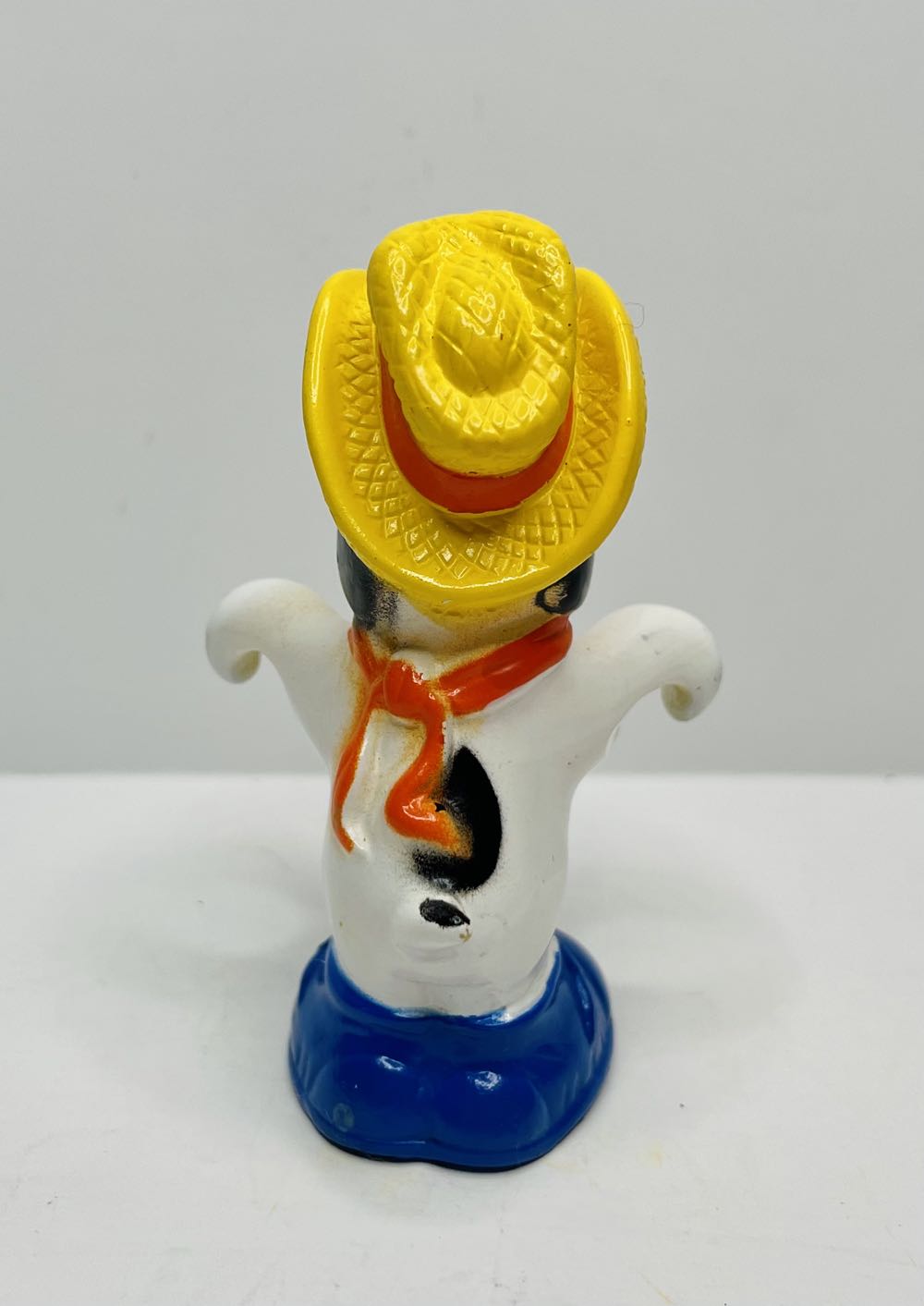 Farmer Snoopy - United Feature Syndicate, Inc (Peanuts) action figure collectible - Main Image 2