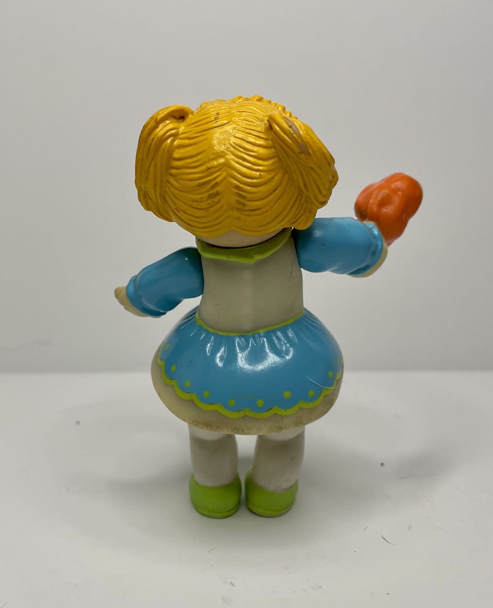 Cabbage Patch Kid - Girl With Ice Cream Cone - O.A.A. Inc. (Cabbage Patch Kids) action figure collectible - Main Image 2