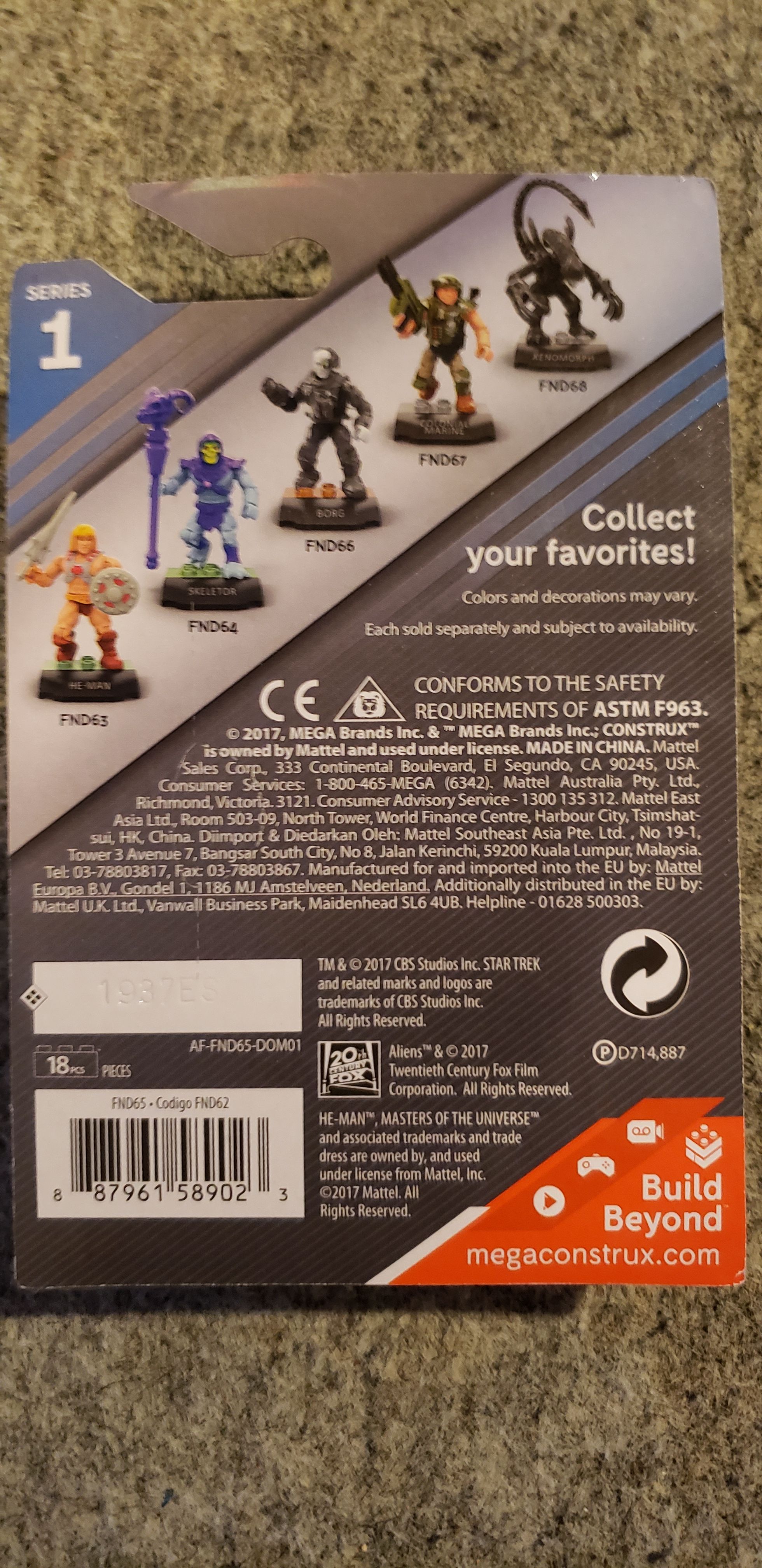 Mega Construx Heroes - Captain Picard - Mega Bloks, CBS Studios Inc. action figure collectible - Main Image 2