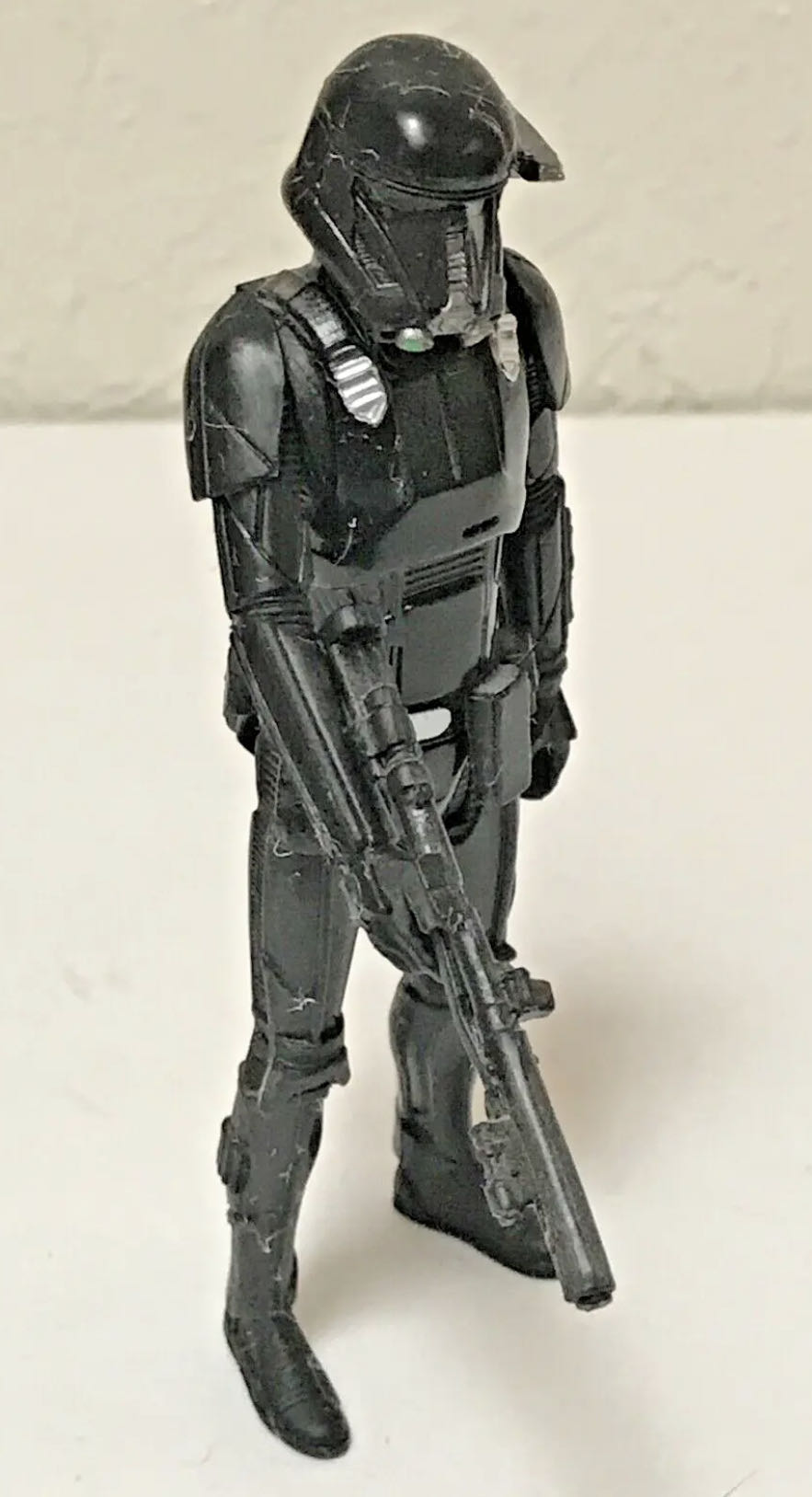 VC 127: Imperial Death Trooper - Hasbro (Star Wars - The Vintage Collection) action figure collectible - Main Image 3