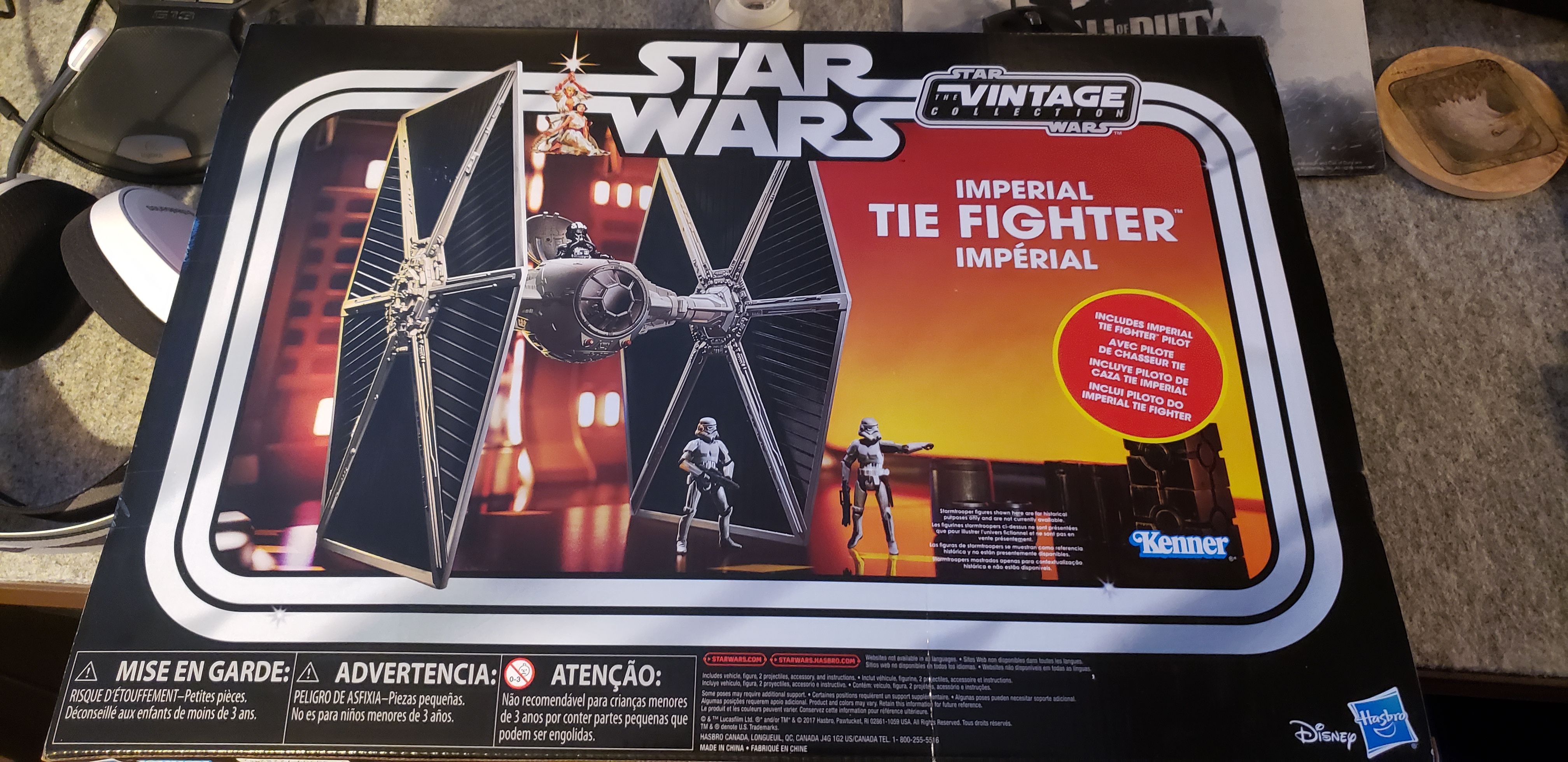 TIE Fighter Pilot (with Imperial TIE Fighter) - Disney / Hasbro (Vintage Collection 3.75” 2018- Now: Vehicles) action figure collectible - Main Image 1