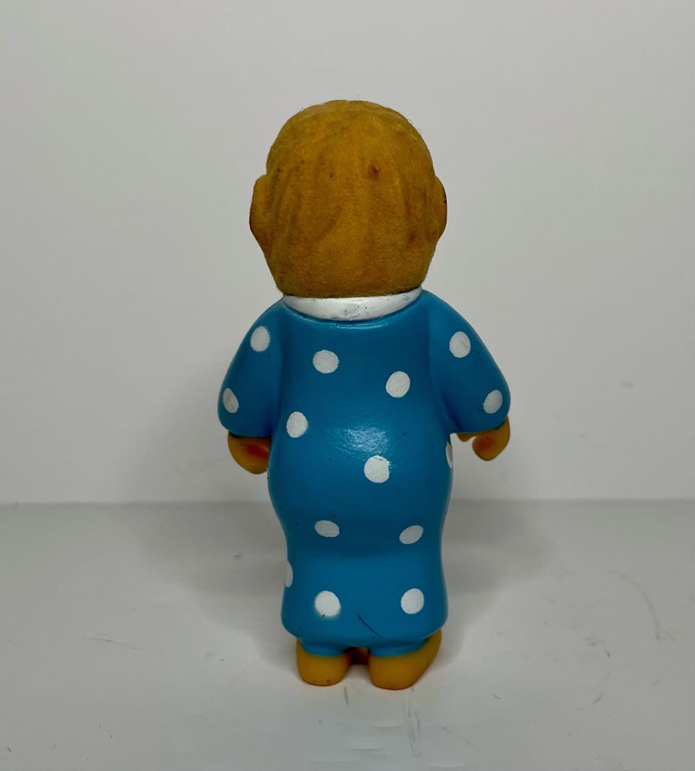 Mama Bear Berenstain - S&J Berenstain (McDonalds Happy Meal Toy) action figure collectible - Main Image 2