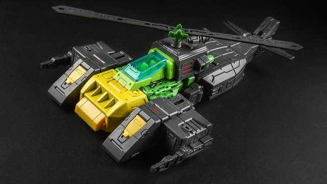 Springer (Spanner) TW-M04 - Toyworld (3rd Party Transformers Masterpiece) action figure collectible - Main Image 3