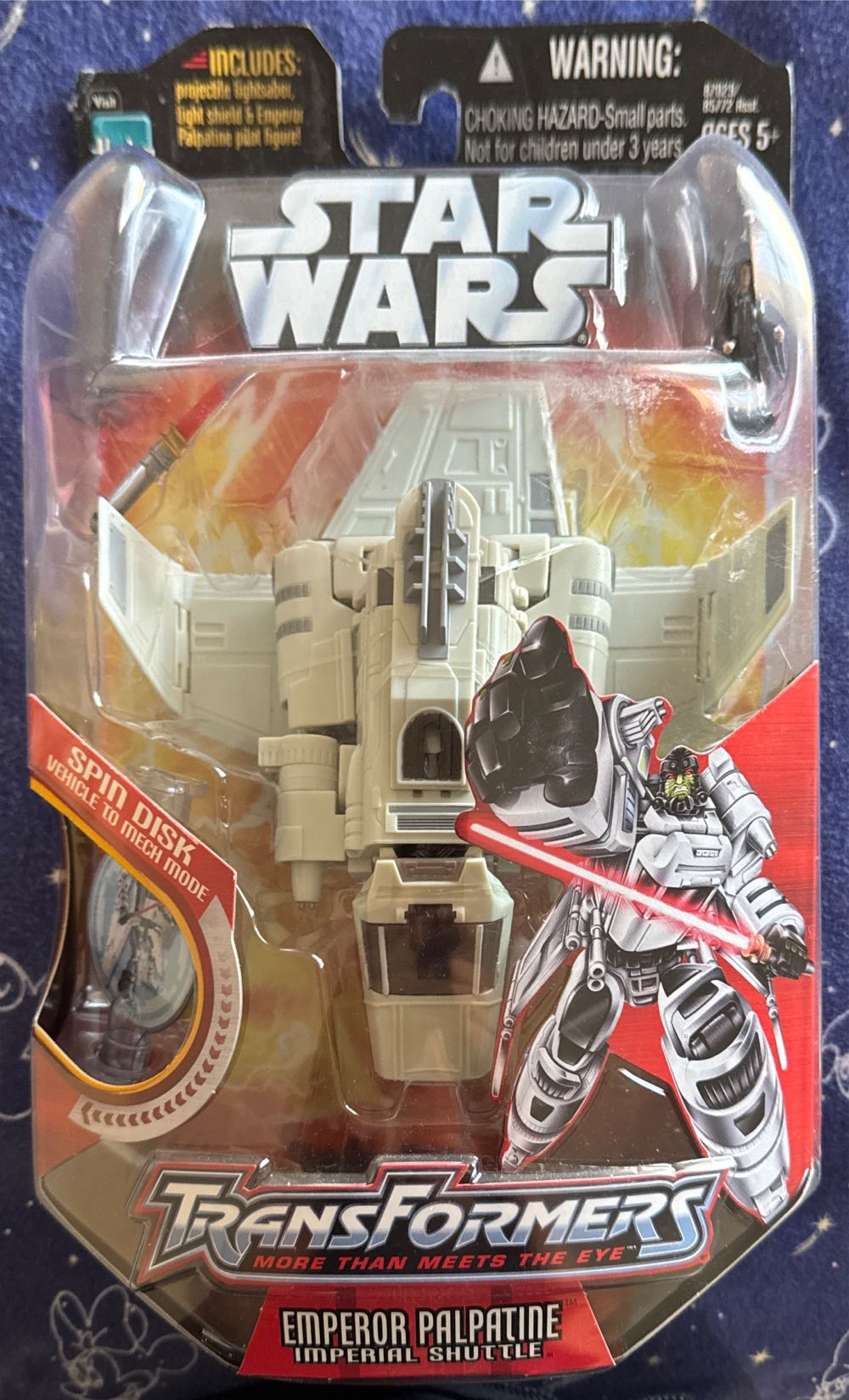 Transformers Emperor Palpatine to Imperial Shuttle - Hasbro (Transformers Collaborative) action figure collectible [Barcode 653569132622] - Main Image 3