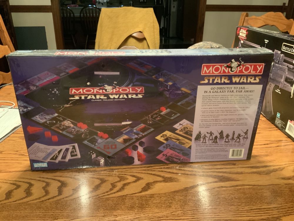Game -Monopoly Star Wars Classic Trilogy Edition - Parker Brothers (The Original Trilogy Collection) action figure collectible [Barcode 073000408091] - Main Image 2