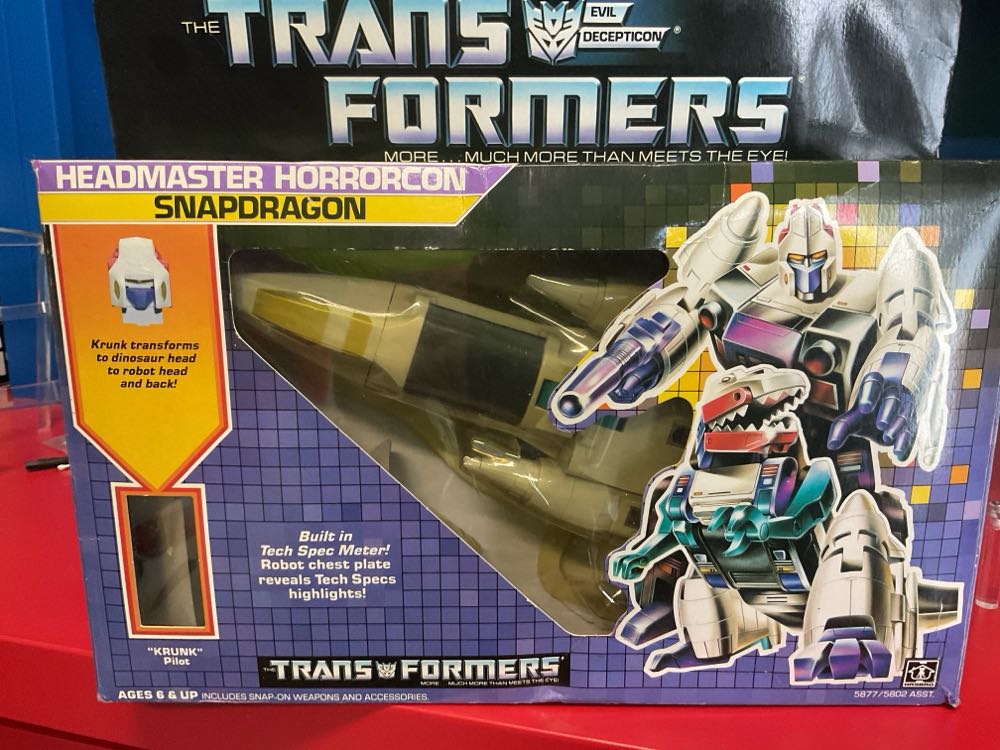Transformers G1 Snapdragon With Krunk Headmasters  action figure collectible [Barcode 038976058770] - Main Image 2