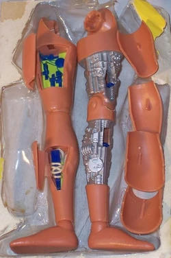Bionic Man: Critical Assignment Legs - Kenner (Classic TV Toys) action figure collectible - Main Image 2