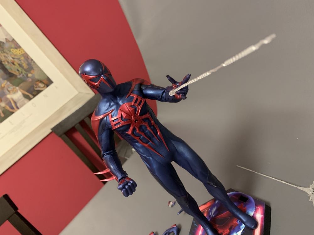 Hot Toys Marvel Spider-Man 2099 Black Suit - Hot Toys (Video Game Masterpiece Series) action figure collectible [Barcode 4895228605016] - Main Image 2