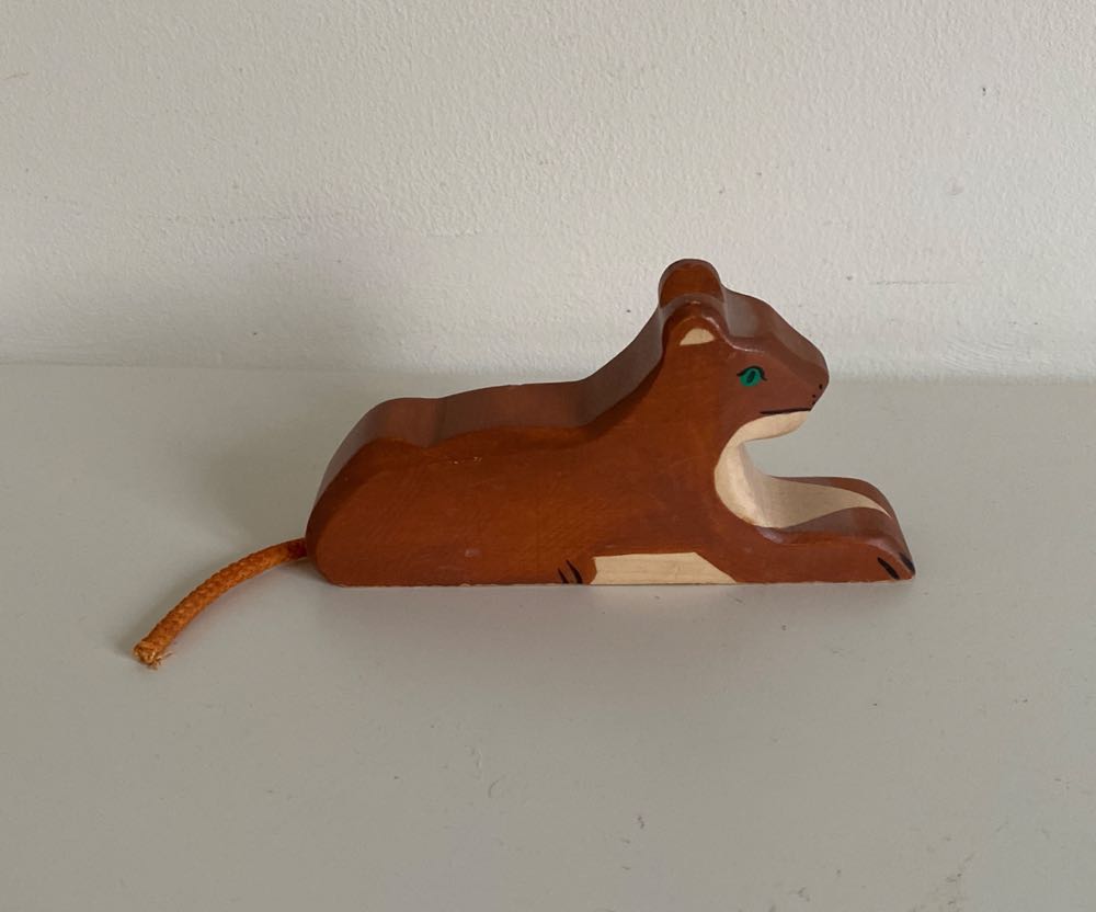 Lioness Laying/Lying - Holztiger action figure collectible - Main Image 2