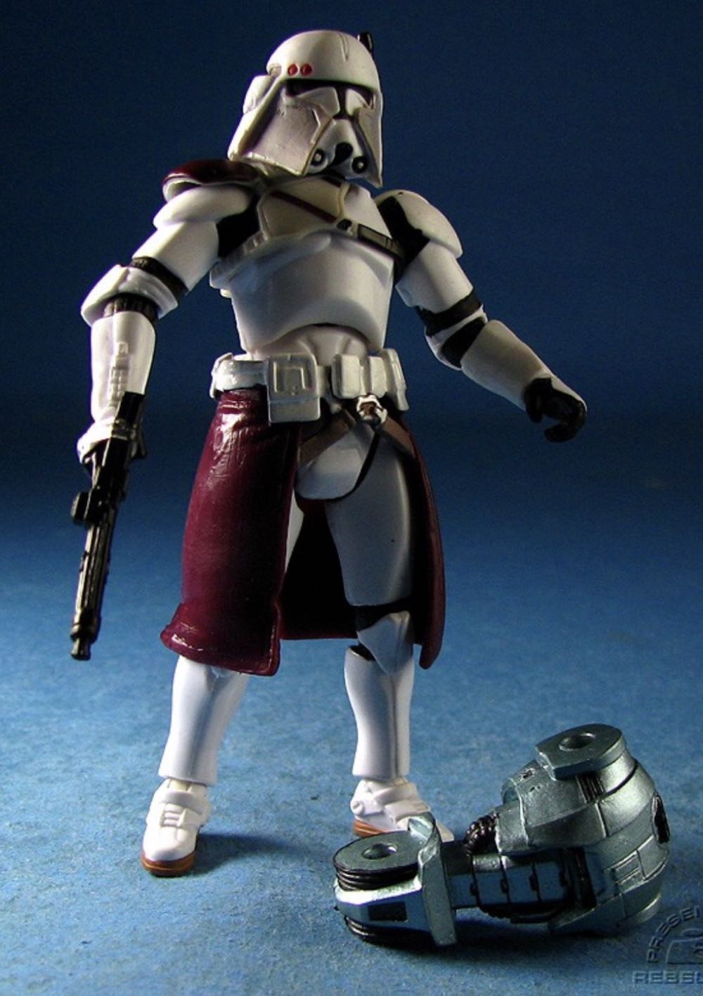 Commander Bacara - Hasbro (The Legacy Collection) action figure collectible [Barcode 653569444671] - Main Image 2