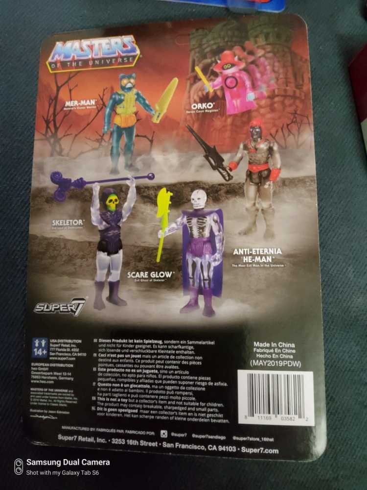 Skeletor Clear Version - Super 7 (Masters Of The Universe ReAction) action figure collectible [Barcode 811169035822] - Main Image 2