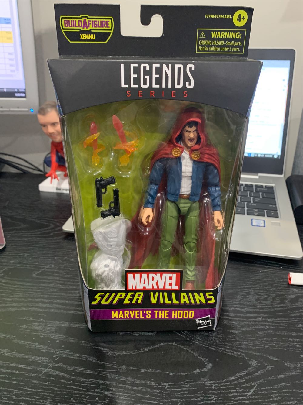 The Hood - Hasbro (Marvel Legends Baf Xemnu) action figure collectible [Barcode 5010993834662] - Main Image 2