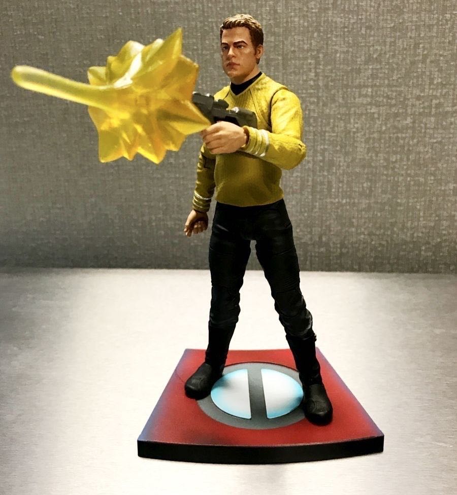 Captain Kirk - Diamond Select (Star Trek Into Darkness) action figure collectible [Barcode 699788831045] - Main Image 4