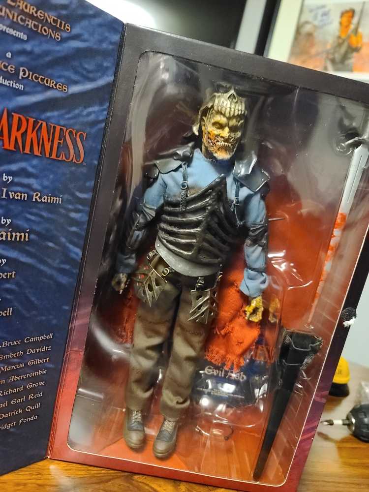 Evil Ash-Sideshow Collectibles - Sideshow Collectibles (Horror) action figure collectible - Main Image 3