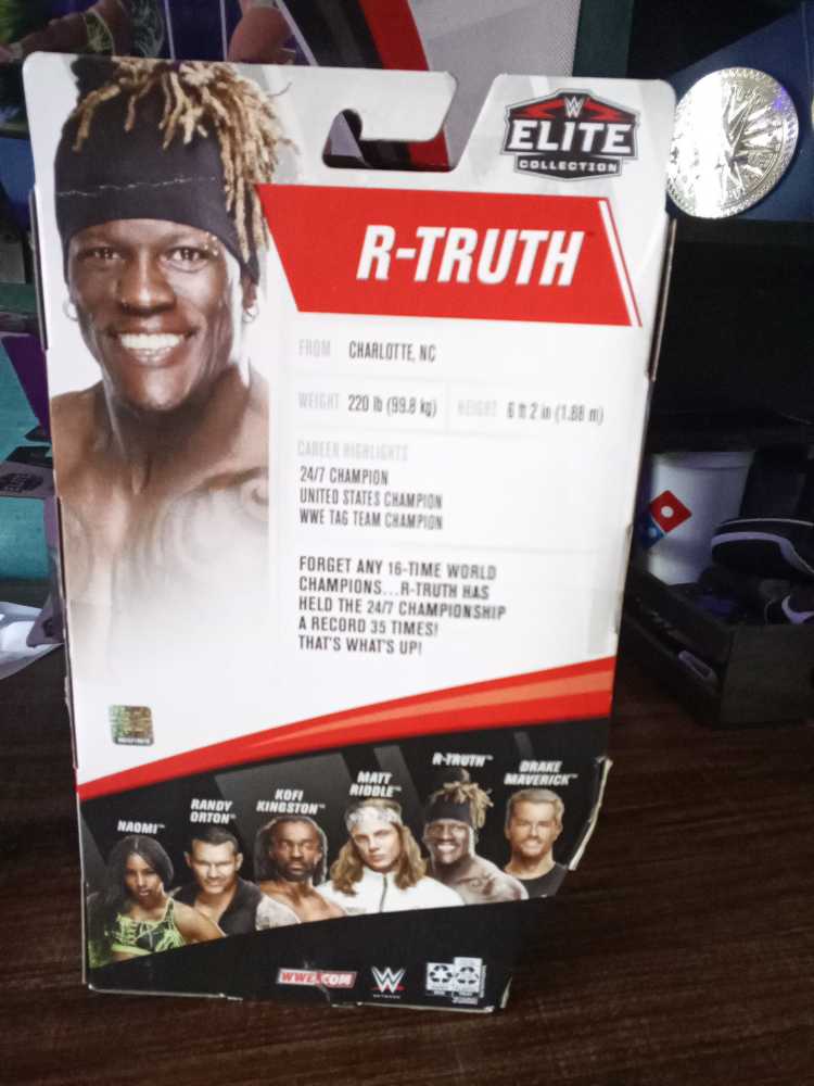 R-truth Elite 78  (Elite Series 78) action figure collectible [Barcode 887961833737] - Main Image 3