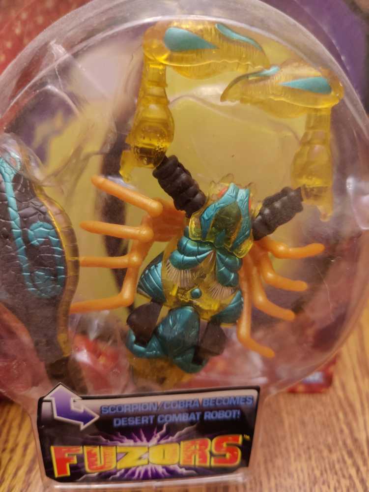 Quickstrike (Fuzor) - Hasbro (Transformers: Beast Wars) action figure collectible [Barcode 076281803647] - Main Image 2