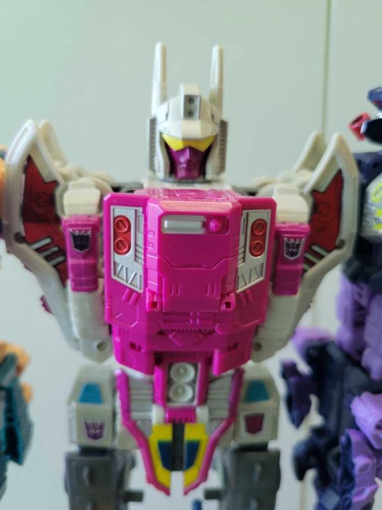 LO PAN (Glow In The Dark)