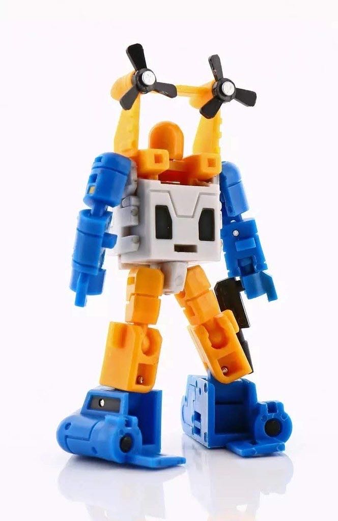 Surfer(Seaspray) And Four Wheel Drive (Beachcomber) - Magic Square (Magic Square) action figure collectible - Main Image 2