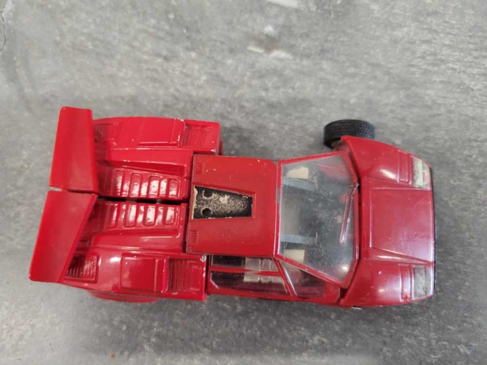 Sideswipe 4th Car Mode - Hasbro (1984) action figure collectible - Main Image 3