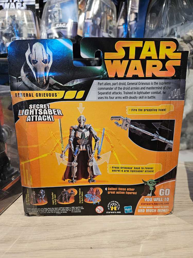 General Grievous (Secret Lightsaber Attack) - Hasbro (Star Wars - Revenge Of The Sith) action figure collectible [Barcode 653569018841] - Main Image 4