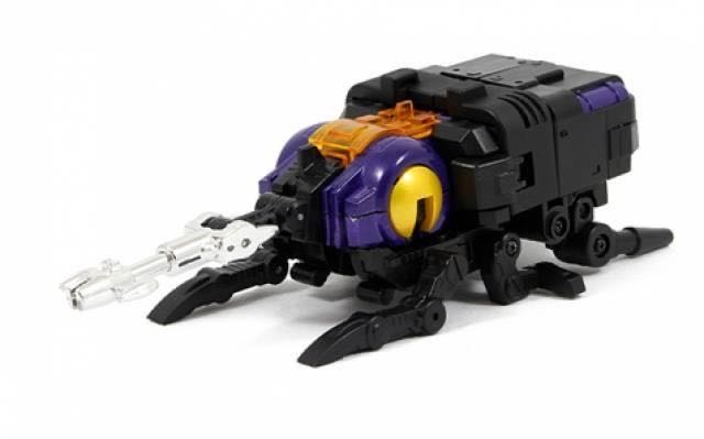 Grenadier (Bombshell) - Fans Toys (The Transformers) action figure collectible - Main Image 2