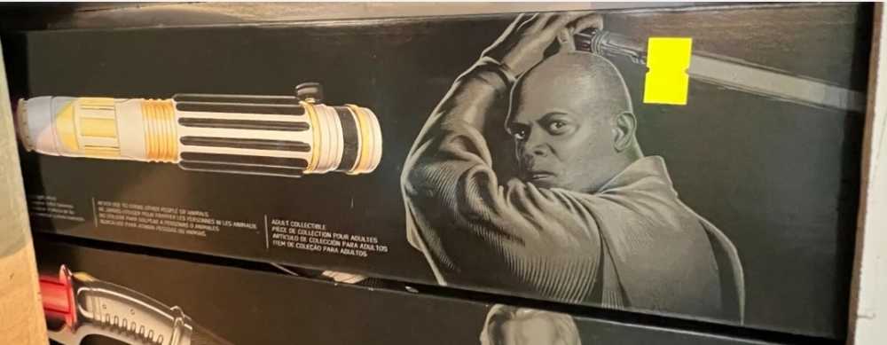 Force Fx Mace Windu Lightsaber - Hasbro (Lightsabers) action figure collectible [Barcode 630509772292] - Main Image 3