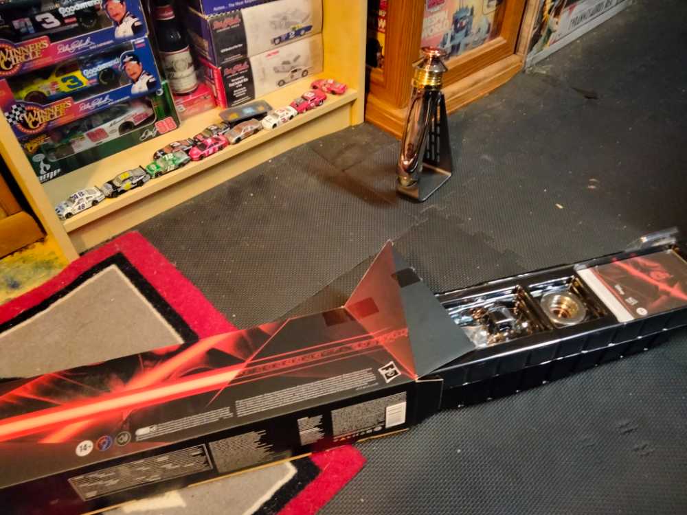 Darth Sidious (Black Series) - Hasbro (Lightsabers) action figure collectible [Barcode 5010993756643] - Main Image 2