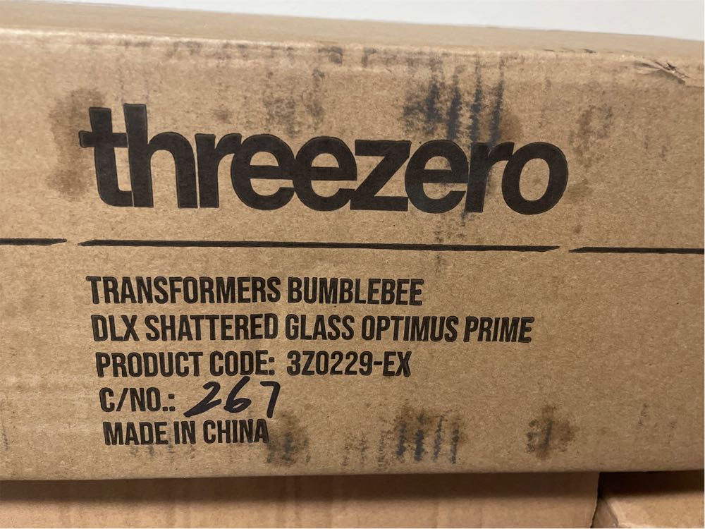 Hot Toys Sideshow Shattered Glass Optimus Pime  action figure collectible - Main Image 1