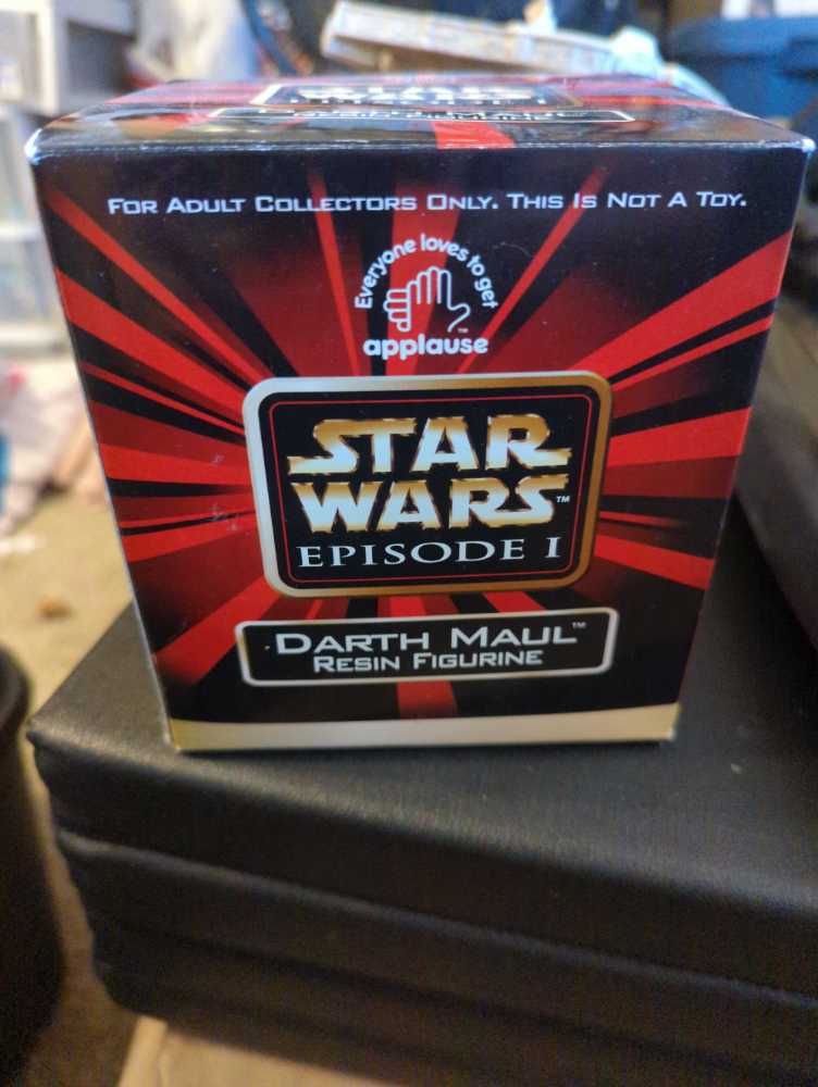 Darth Maul Resin Figurine - Applause action figure collectible [Barcode 083361617605] - Main Image 3