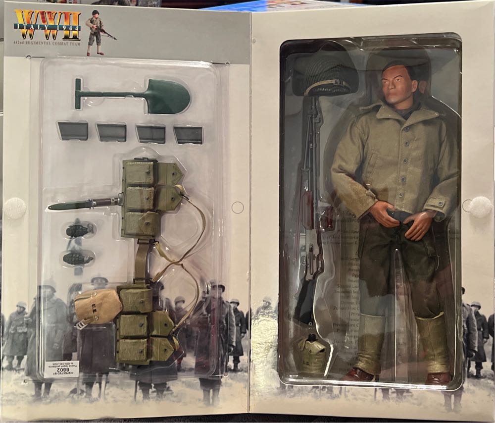Wwii 442nd Regimental Combat Team - Dragon Models Ltd. (Italy 1944) action figure collectible [Barcode 089195700452] - Main Image 2